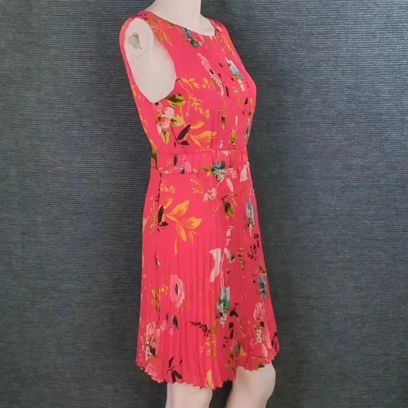 Liz Claiborne Dresses & Skirts - Liz Claiborne La Vie En Rose Teaberry Dress